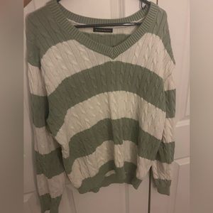 Brandy Melville sweater